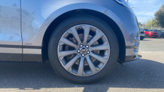 Land Rover Range Rover Velar 3.0 D300 MHEV R-Dynamic SE 5dr Auto Diesel Estate